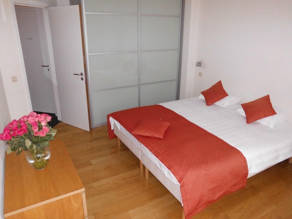 HOUSINGBRUSSELS photo 1