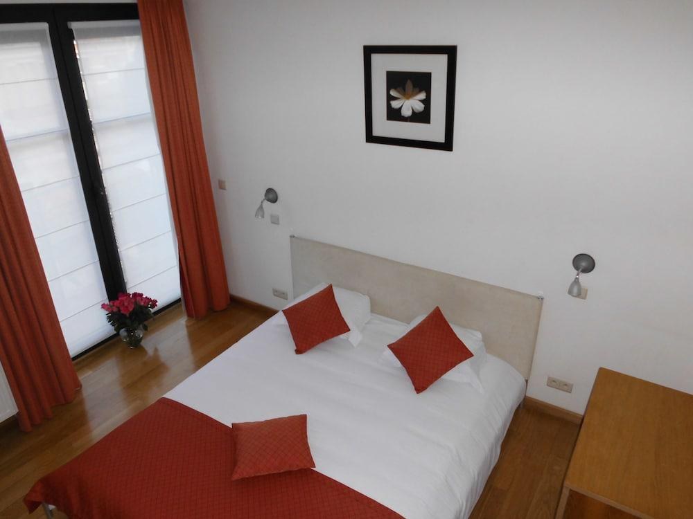 HOUSINGBRUSSELS photo 2