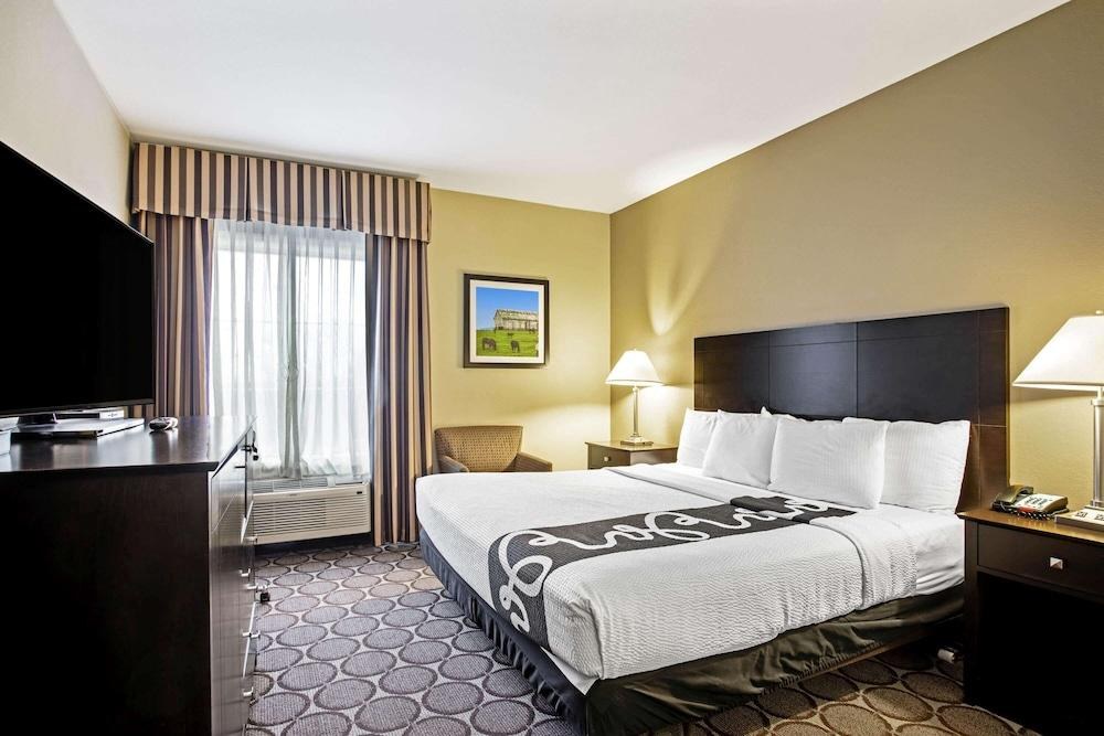 La Quinta Inn & Suites by Wyndham Lexington South / Hamburg photo 1