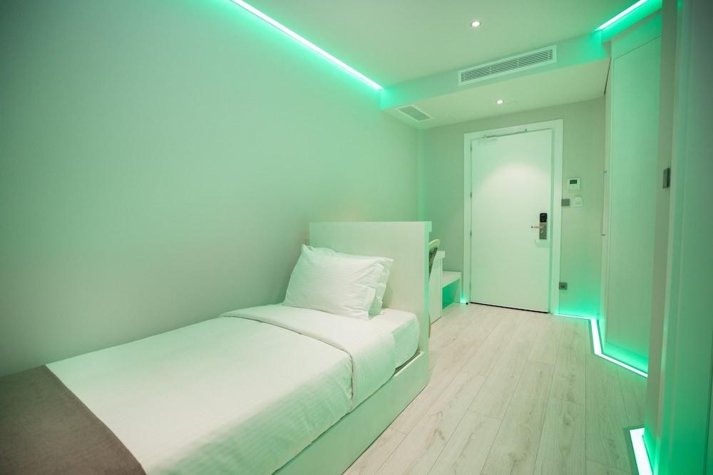 METRO HOTEL TIRANE photo 2