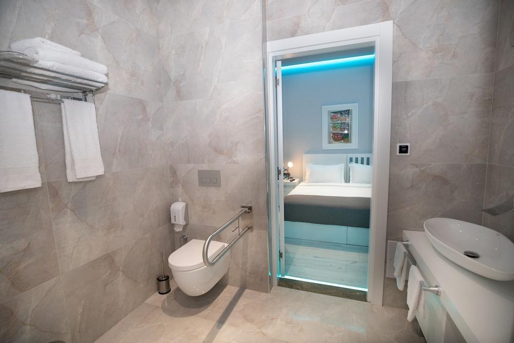 METRO HOTEL TIRANE photo 3