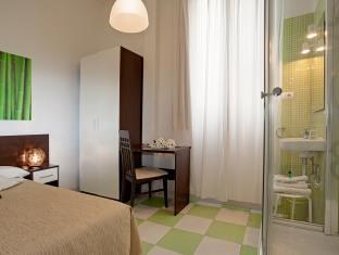 Hostal Besaya photo 2