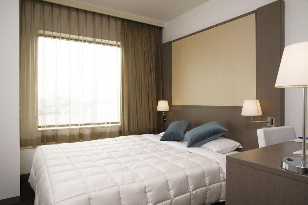 Bayside Hotel Azur Takeshiba Hamamatsucho photo 2