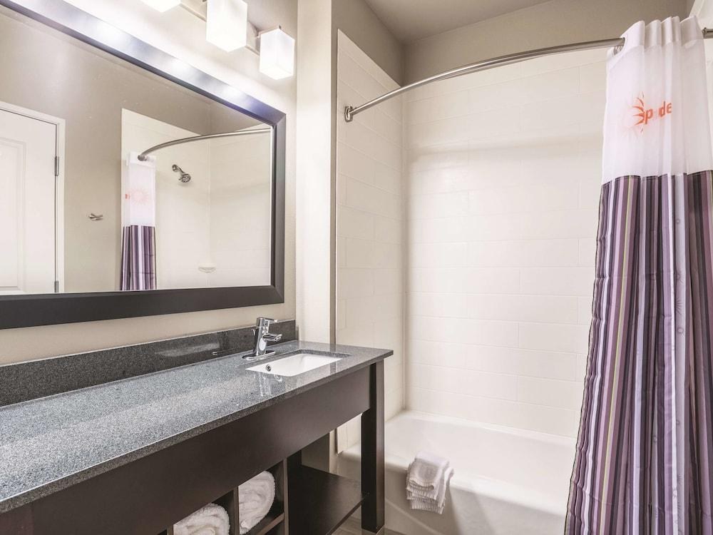 La Quinta Inn & Suites by Wyndham Walla Walla photo 2