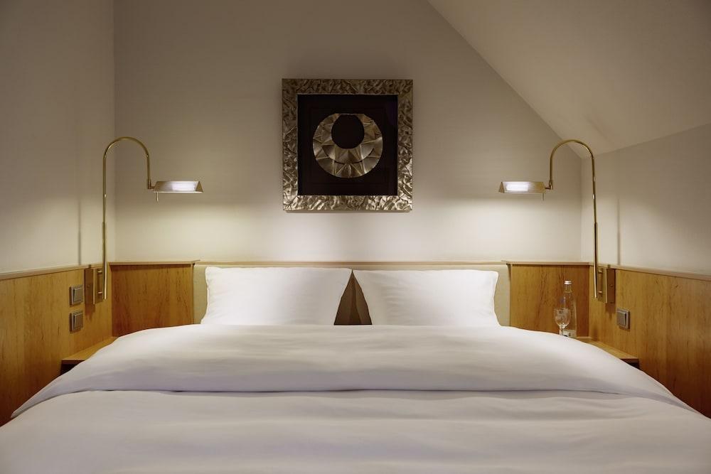 Lindner Hotel Dusseldorf Airport, part of JdV by Hyatt