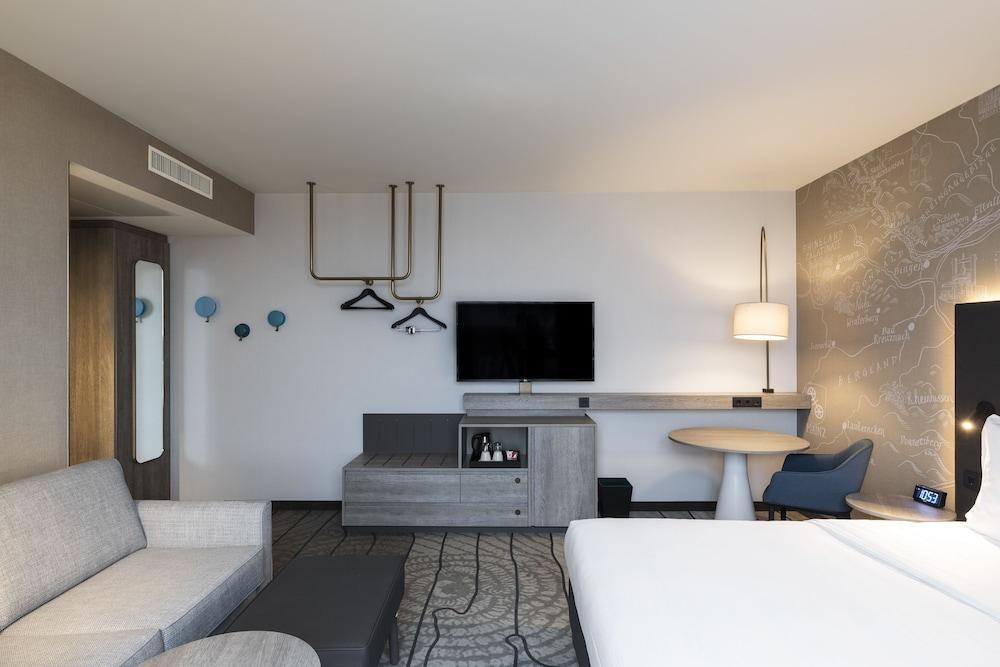 Hyatt Place Frankfurt Airport photo 2
