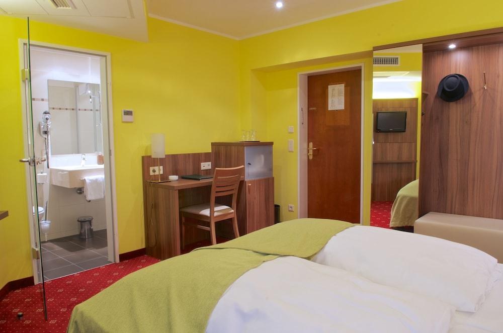 Hotel Schlicker photo 2