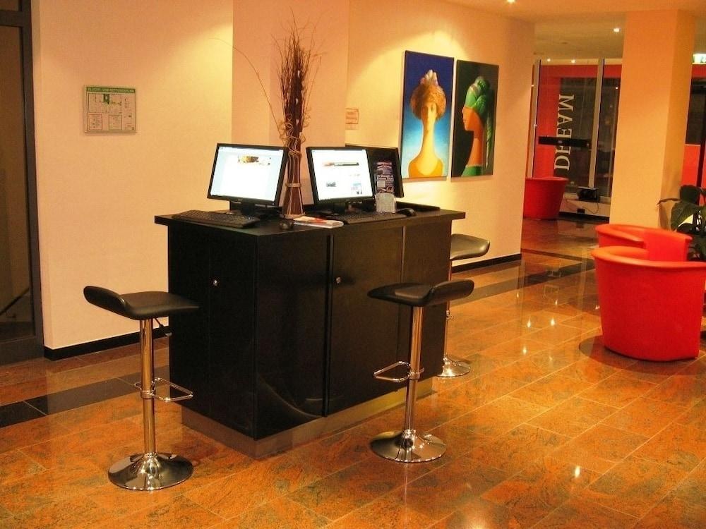 Grand Hotel Dream Frankfurt City