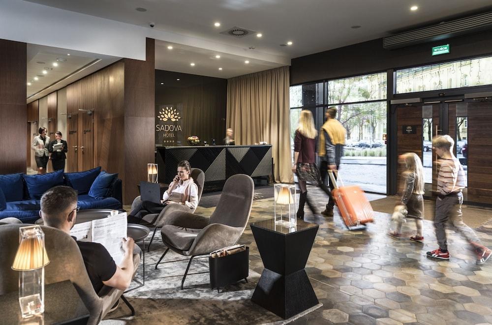 Hotel Sadova photo 1