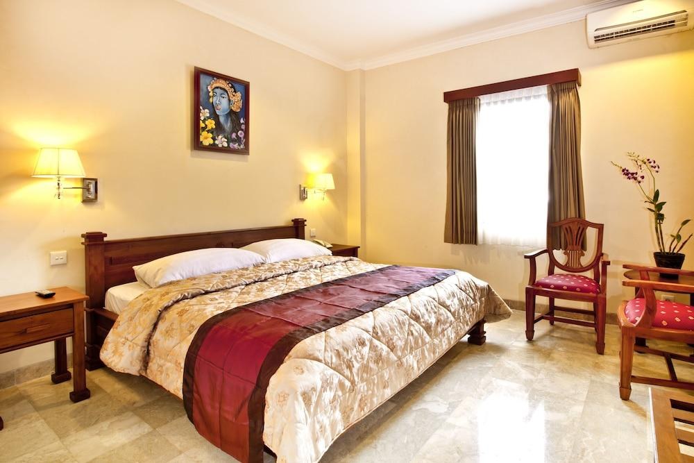 KUMALA PANTAI HOTEL photo 1