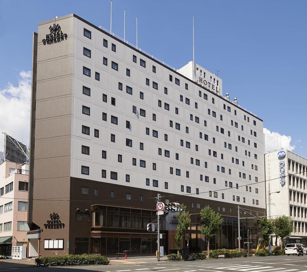 HOTEL CONSORT