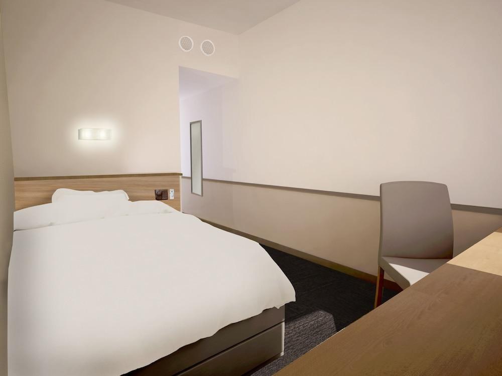OSAKA RIVERSIDE HOTEL photo 2