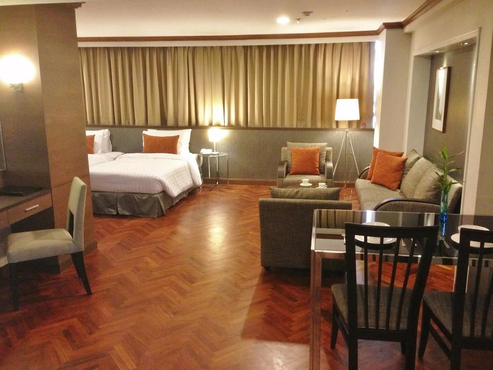 ALT HOTEL NANA BY UHG photo 1
