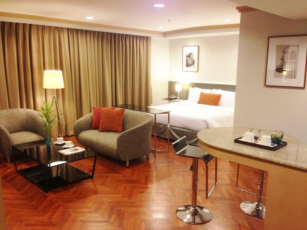ALT HOTEL NANA BY UHG photo 2