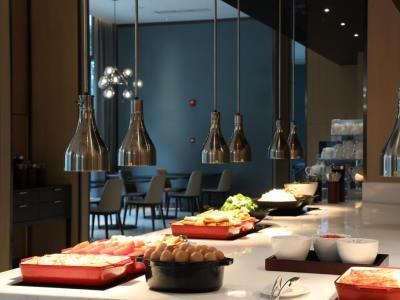Hyatt House Shanghai Hongqiao Cbd photo 4