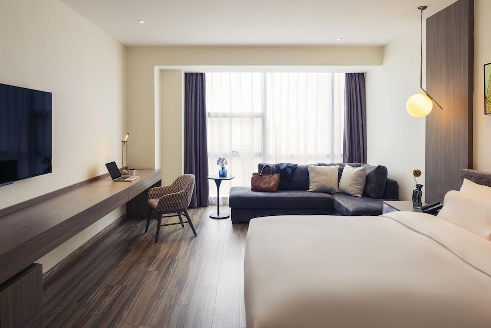 Mercure Shanghai Hongqiao South photo 2