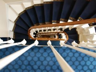 Hotel Amiral photo 1
