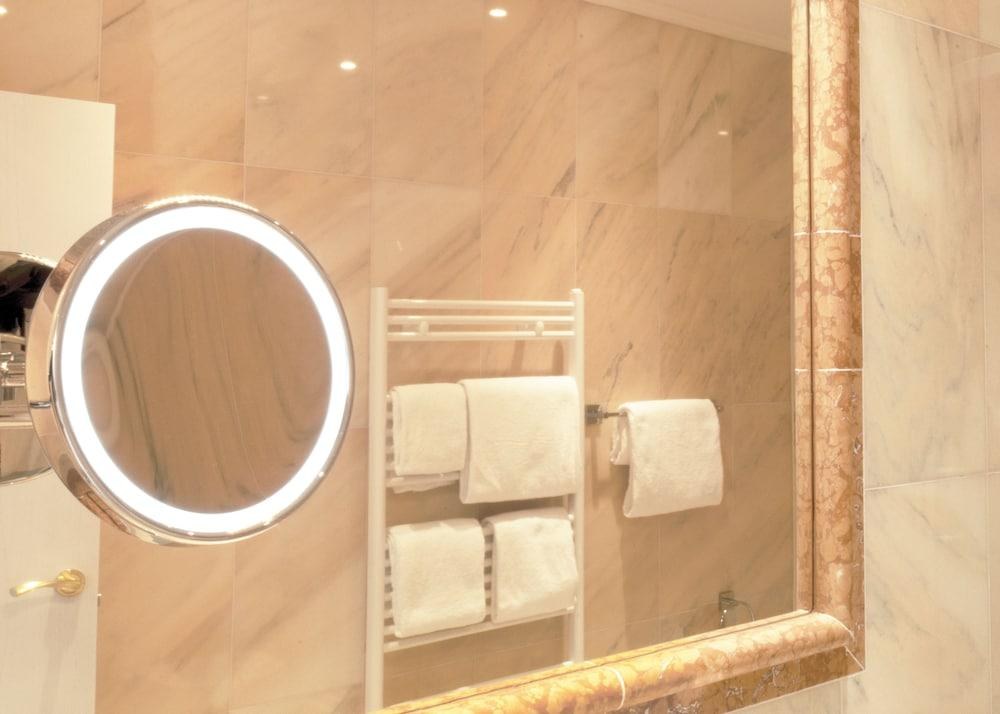 Grand Hotel Palladium Munich photo 2