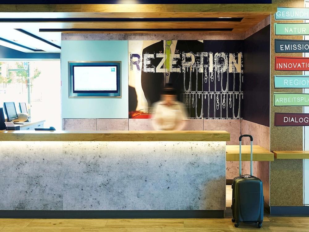 ibis budget Zurich City West photo 4