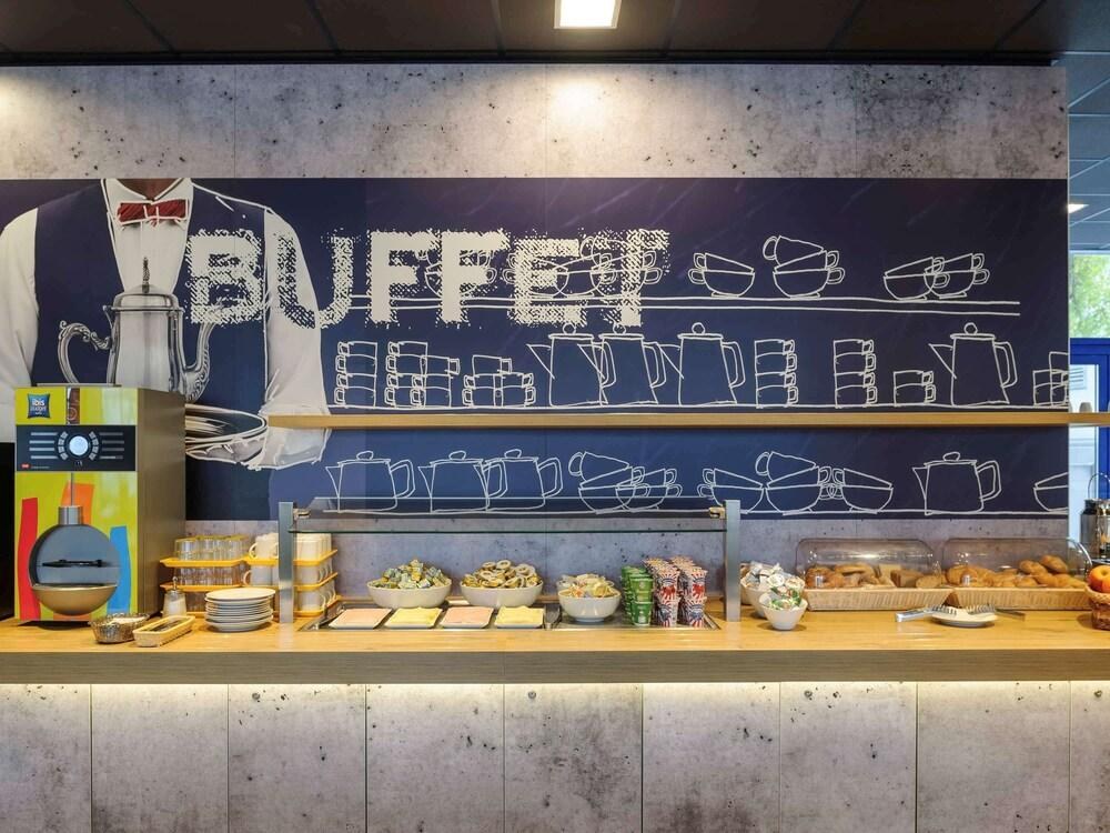 ibis budget Wien Sankt Marx photo 2