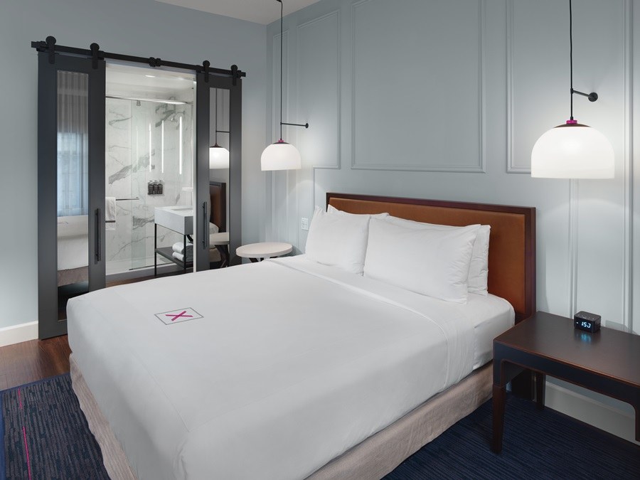 AXIOM HOTEL photo 1