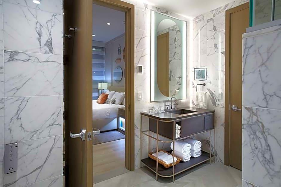 THE RESIDENCES BY HILTON CLUB photo 2