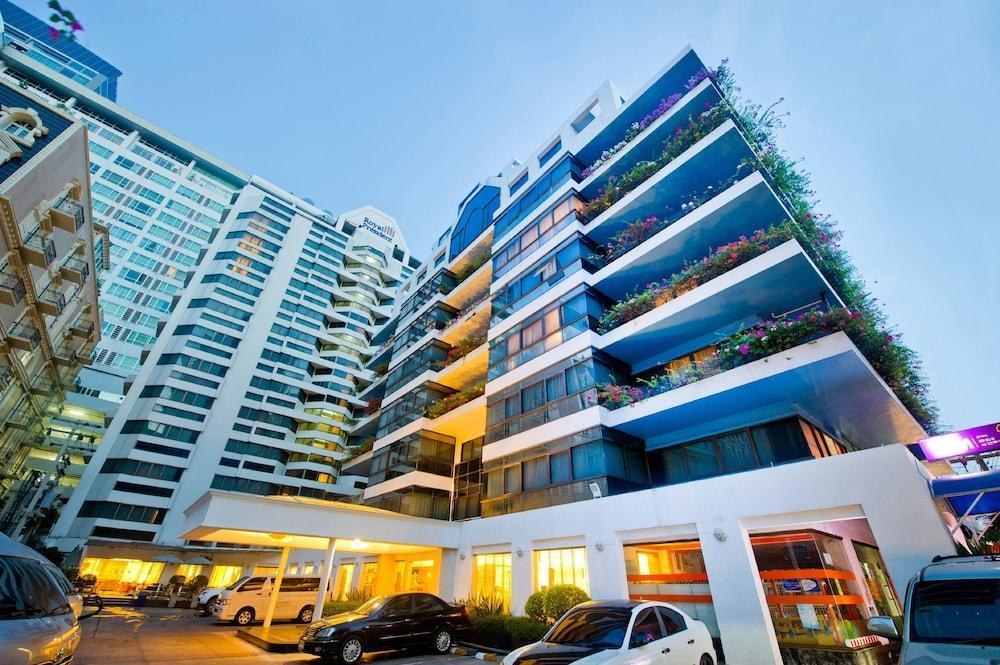 Court Wing Hotel Sukhumvit Bangkok photo 1