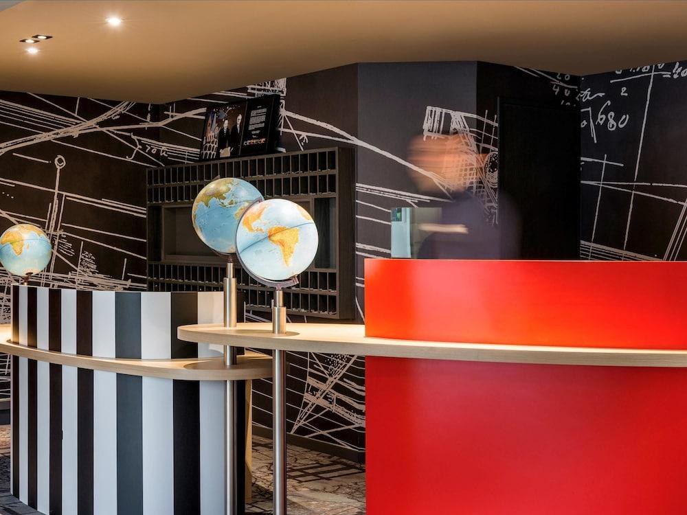 ibis Styles Paris Velizy photo 2