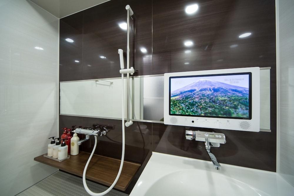 URVEST HOTEL KAMATA EAST photo 3