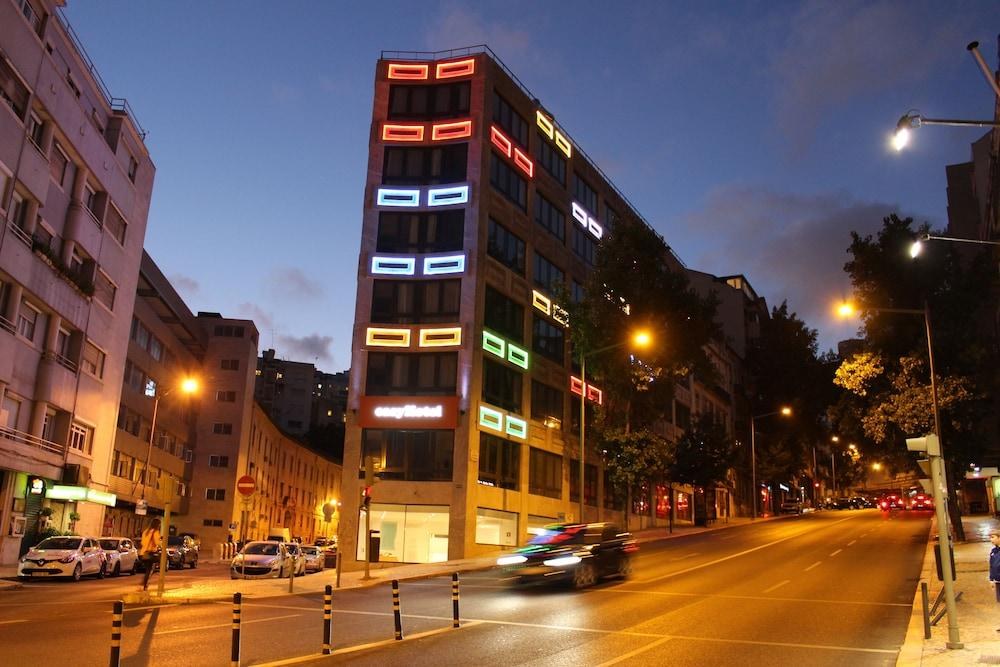 easyHotel Lisbon photo 3
