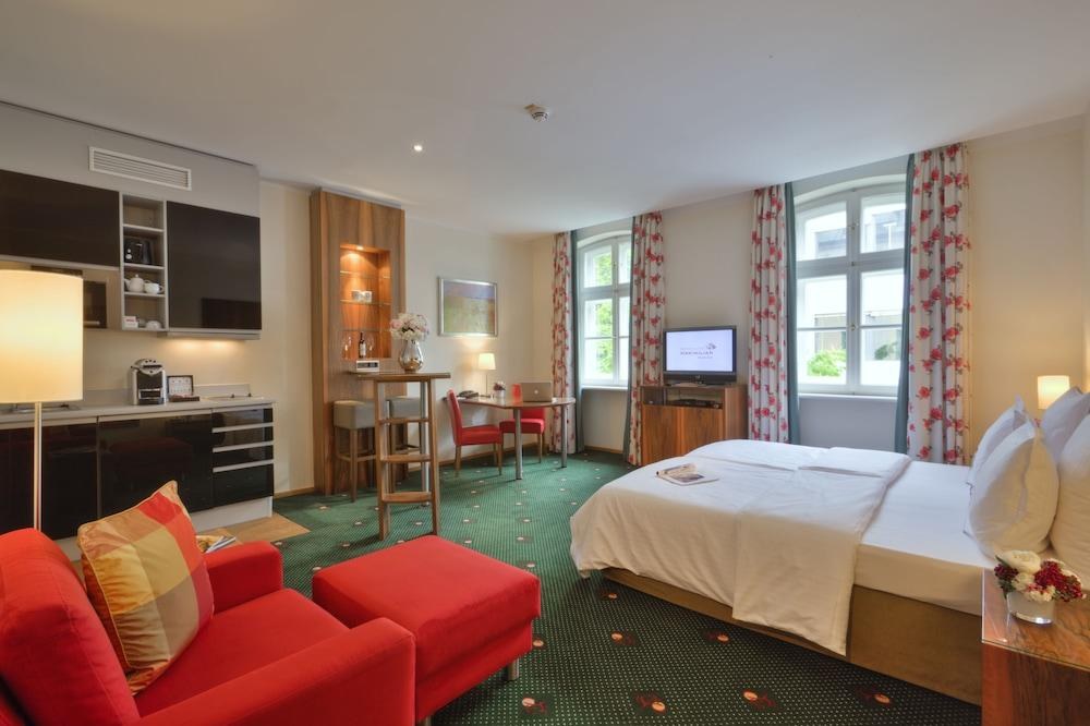 Apartments & Hotel Maximilian Munich photo 3