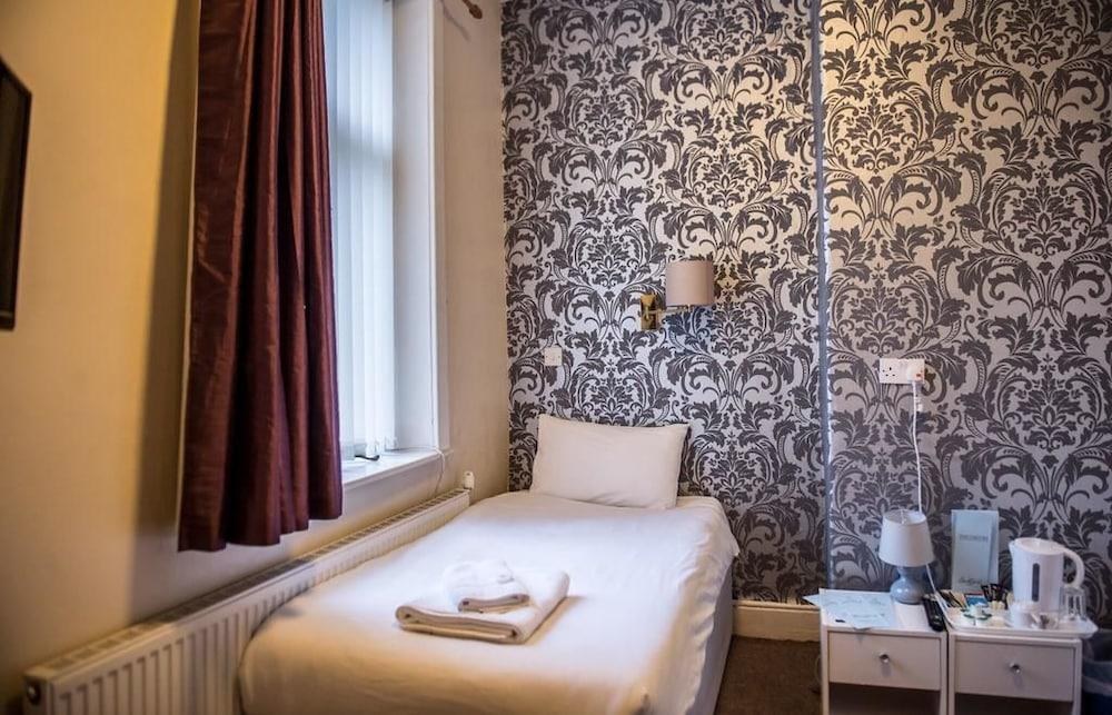 The Mitre Hotel photo 3