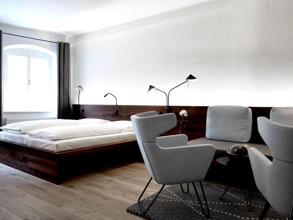 Arthotel Blaue Gans photo 1
