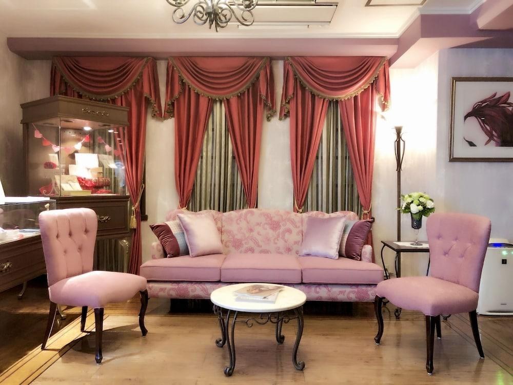 Sakura Fleur Aoyama Hotel