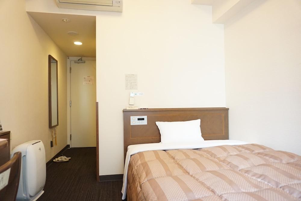 HOTEL ROUTE-INN HAKATA EKIMAE-HAKATAGUCHI- photo 1