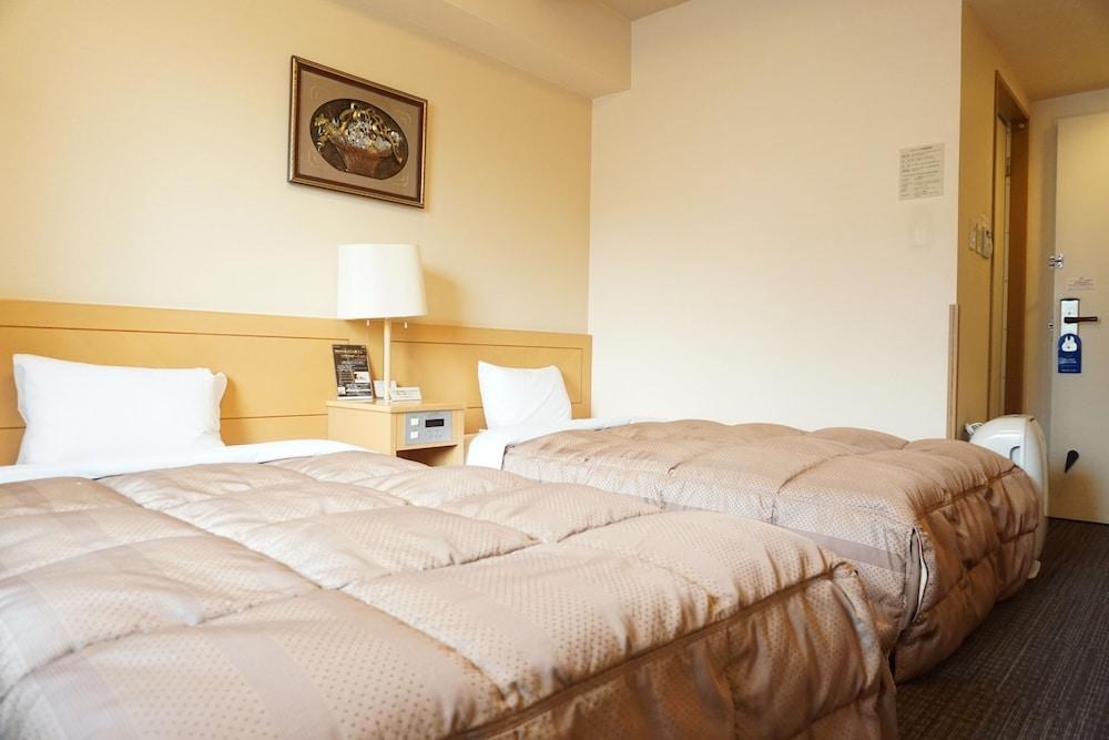 HOTEL ROUTE-INN HAKATA EKIMAE-HAKATAGUCHI- photo 2