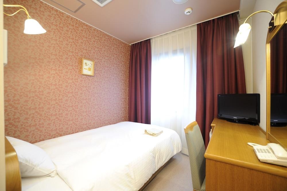 Hotel Eclair Hakata photo 2