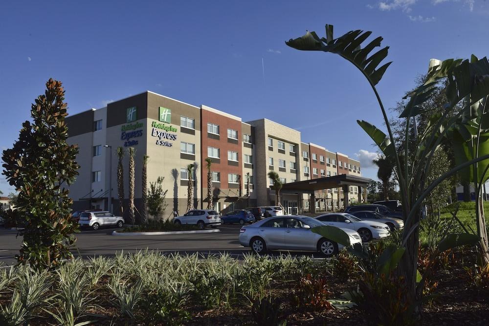 Holiday Inn Express & Suites - Orlando - Lake Nona Area