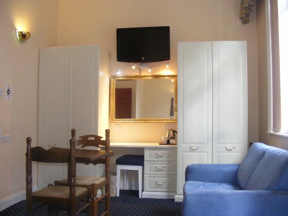 Mermaid Suite Hotel photo 3
