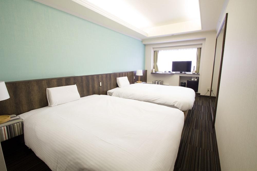 HOTEL FUKURACIA HARUMI photo 1
