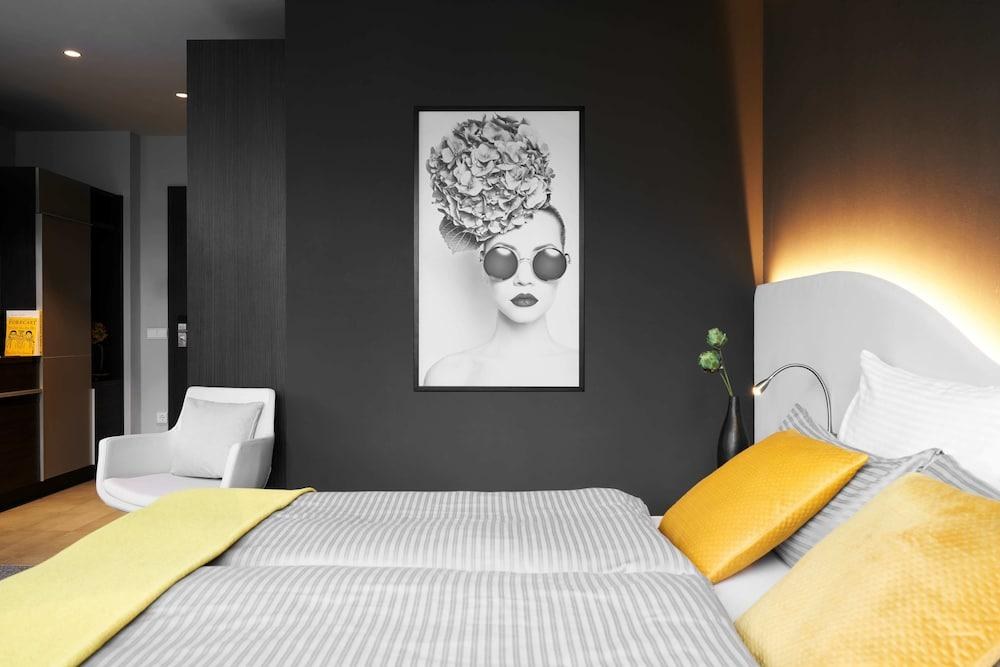 Numa   Viktoria Apartments photo 4