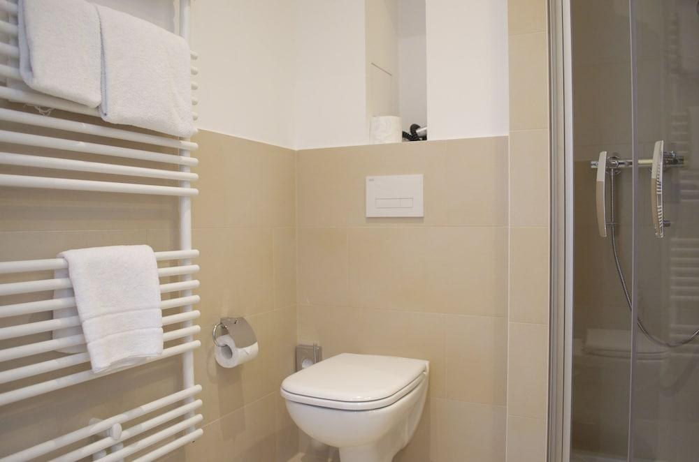 Augusten Hotel photo 4
