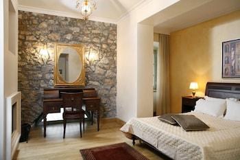 IPPOLITI HOTEL
