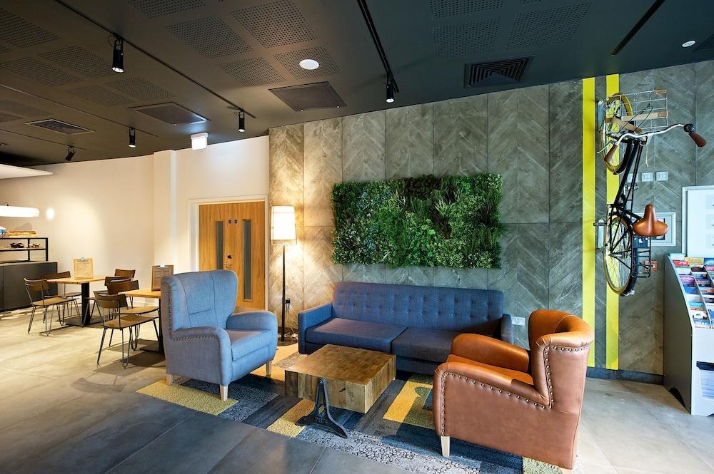 STAYCITY APARTHOTELS PARAGON STREET photo 4