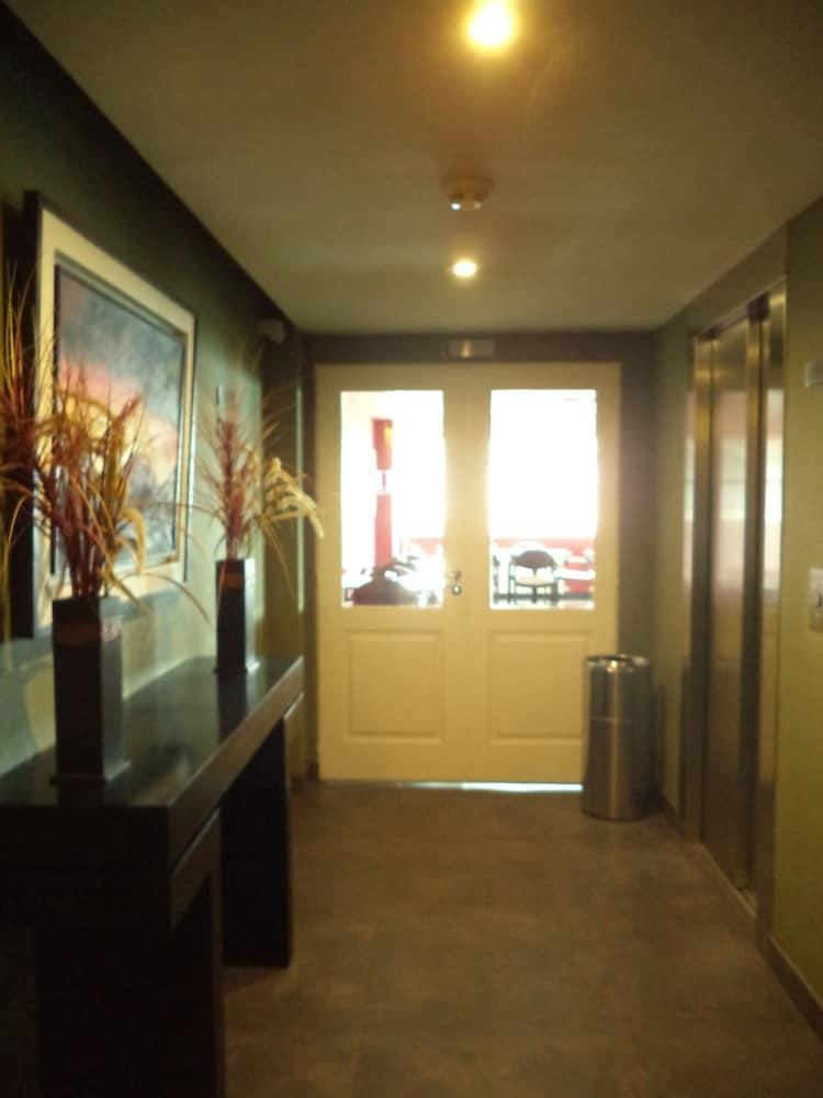 Hotel Mil 810 photo 1