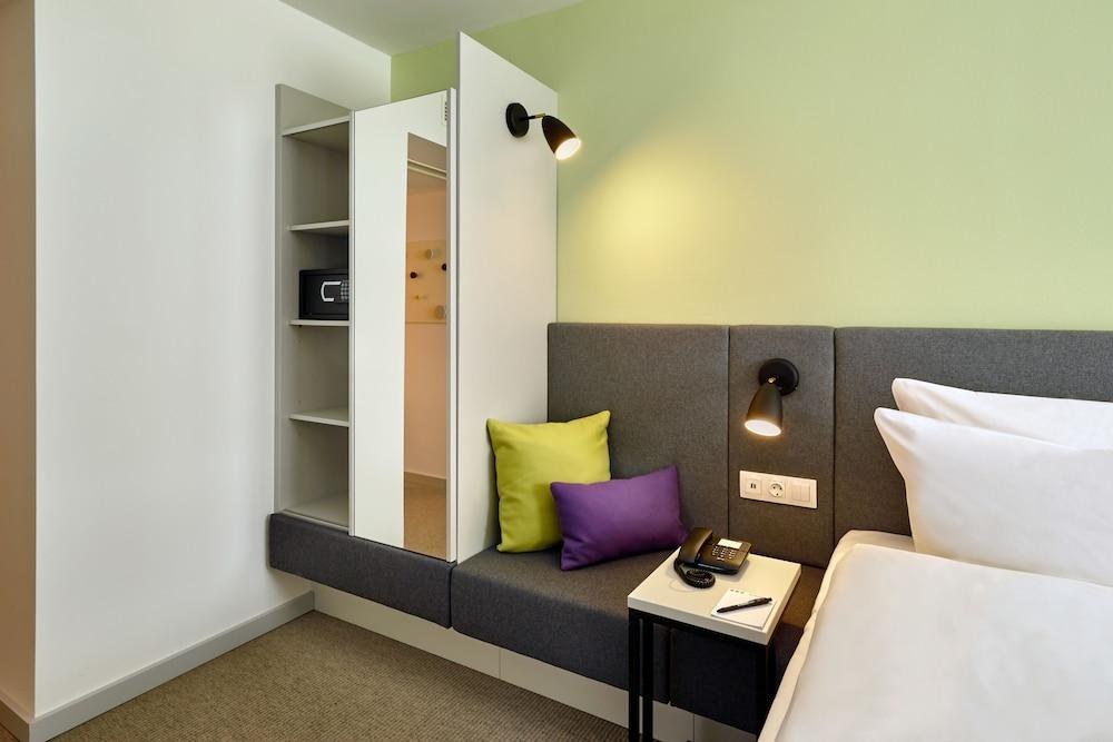 H+ Hotel Wien photo 3