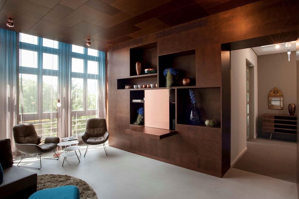 EMA House Hotel Suites photo 1