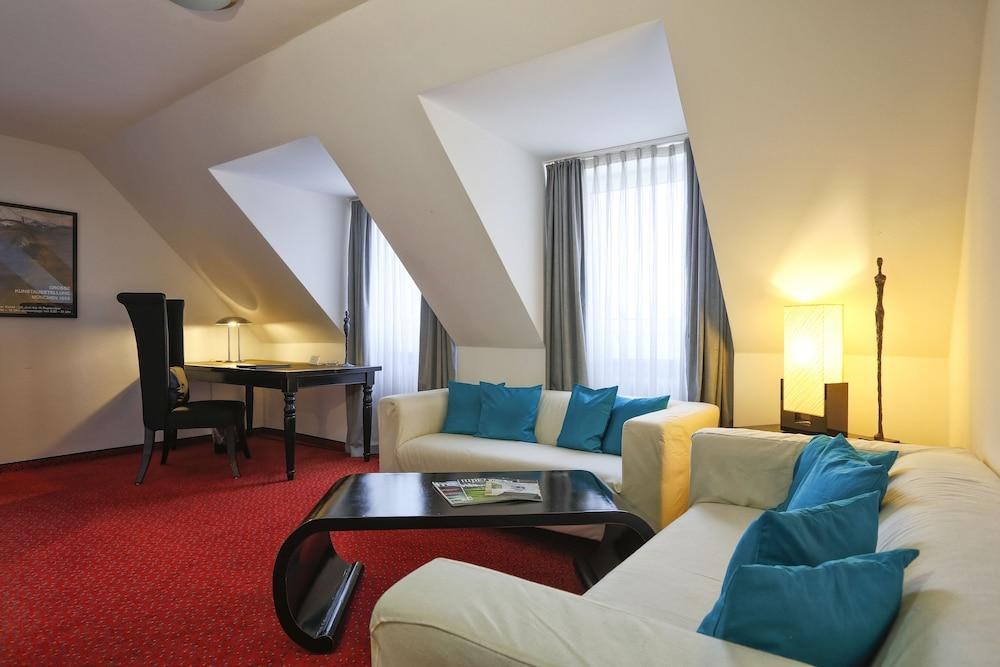 Hotel Nymphenburg City photo 2