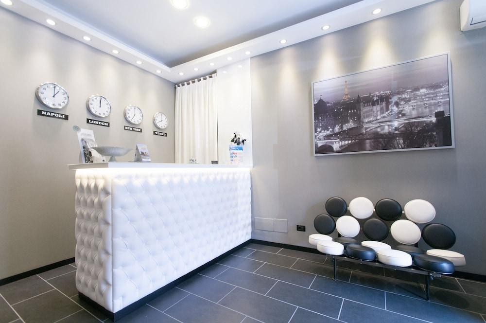 Fly Boutique Hotel