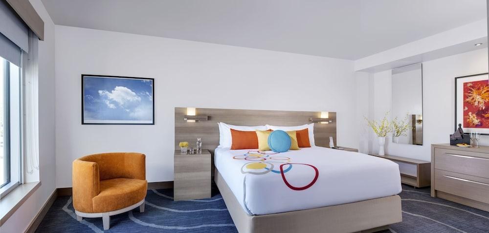 The Art Hotel Denver, Curio Collection by Hilton photo 4